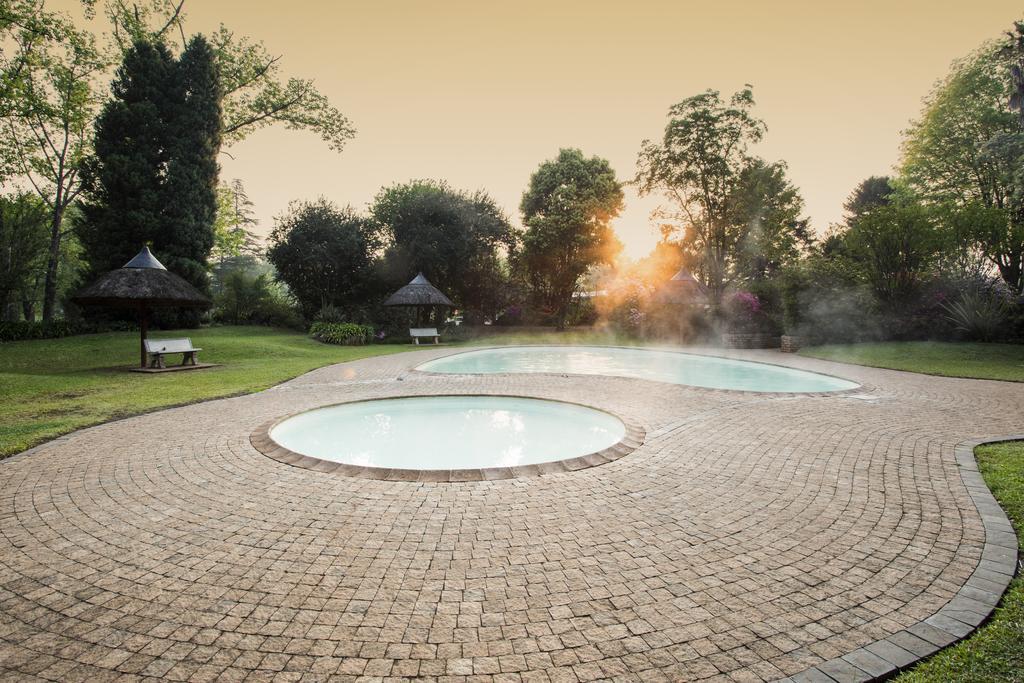 Merry Pebbles Resort Sabie Exterior photo