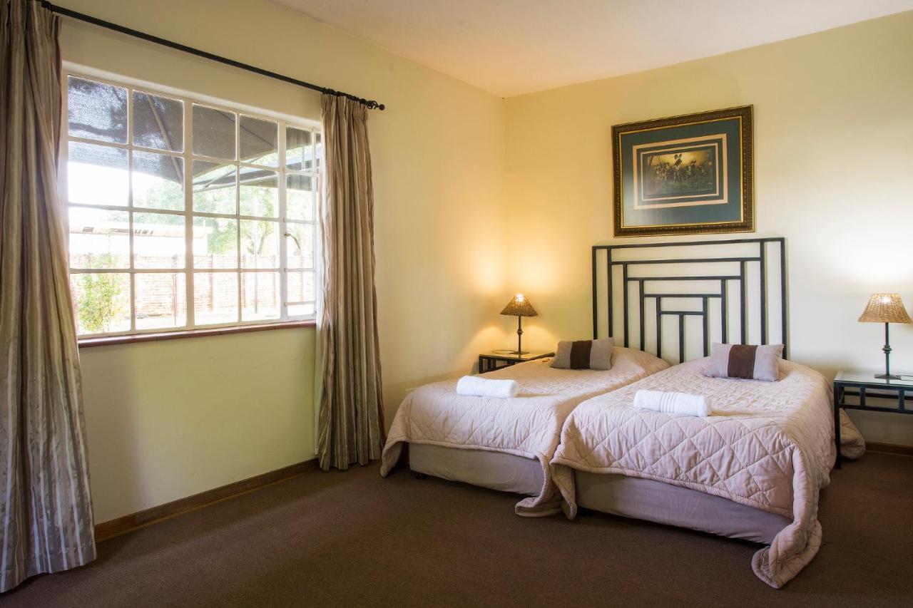 Merry Pebbles Resort Sabie Exterior photo