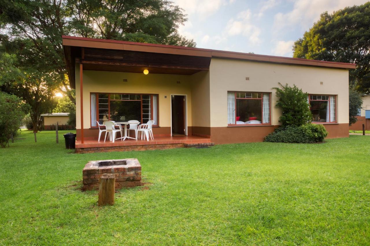 Merry Pebbles Resort Sabie Exterior photo
