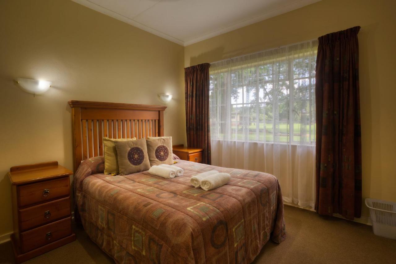 Merry Pebbles Resort Sabie Exterior photo