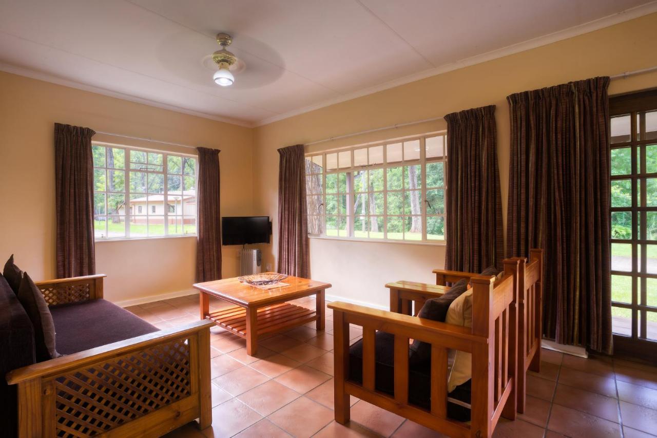 Merry Pebbles Resort Sabie Exterior photo